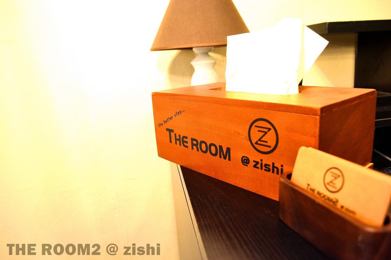 The Room2 @ Zishi Kota Bharu Exteriör bild