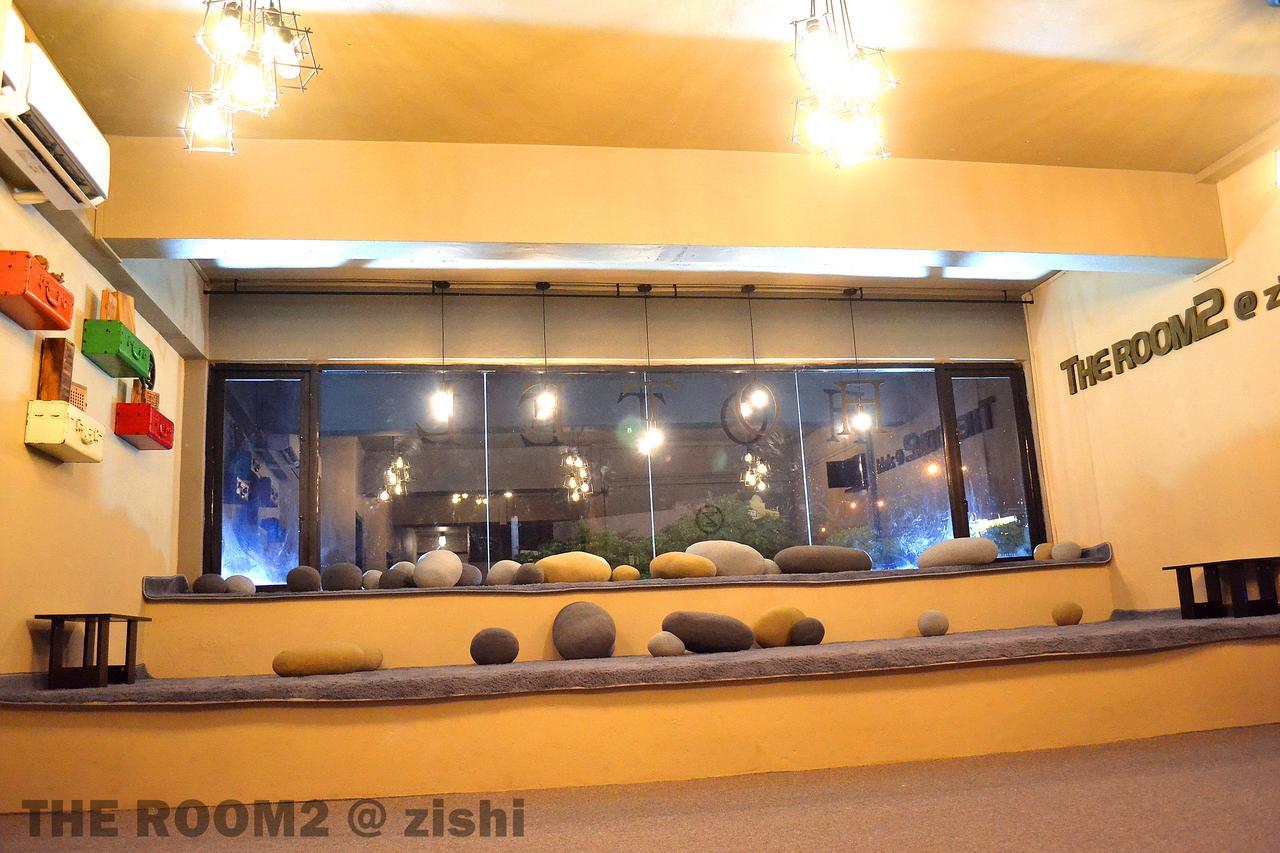 The Room2 @ Zishi Kota Bharu Exteriör bild