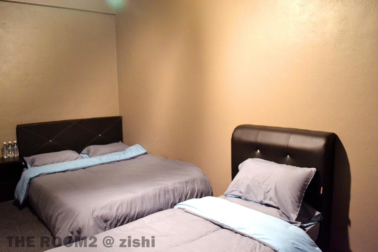 The Room2 @ Zishi Kota Bharu Rum bild